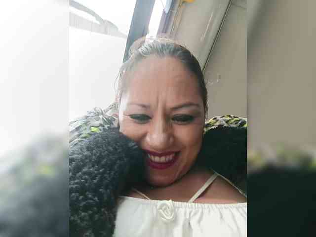 AlexaBrown12 webcam