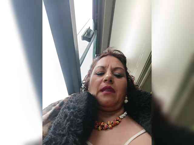 AlexaBrown12 AlexaBrown12
