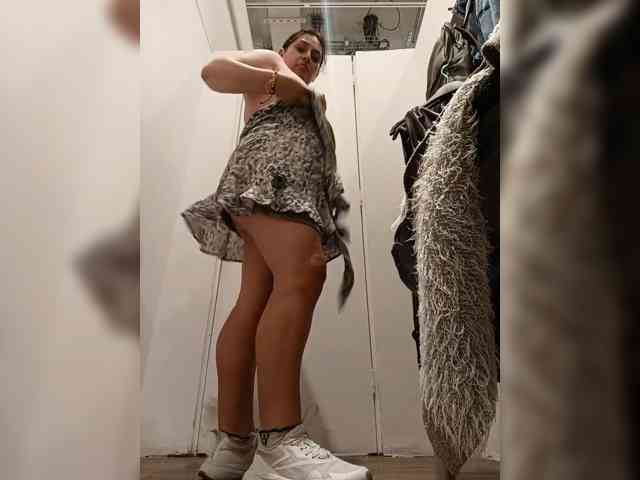 AlexaBrown12 webcam