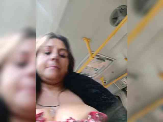 AlexaBrown12 webcam