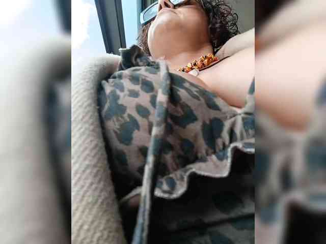 AlexaBrown12 webcam