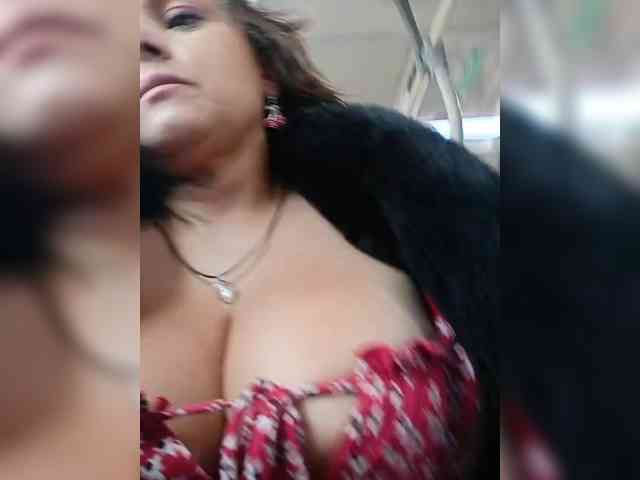 AlexaBrown12 webcam
