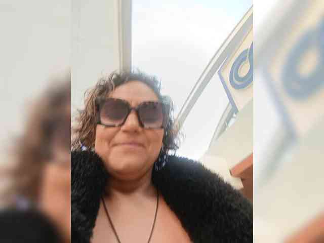 AlexaBrown12 webcam
