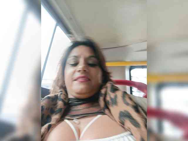 AlexaBrown12 webcam