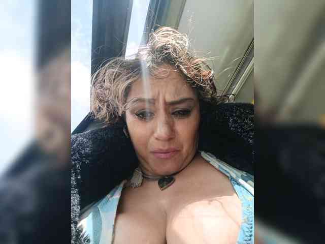 AlexaBrown12 webcam