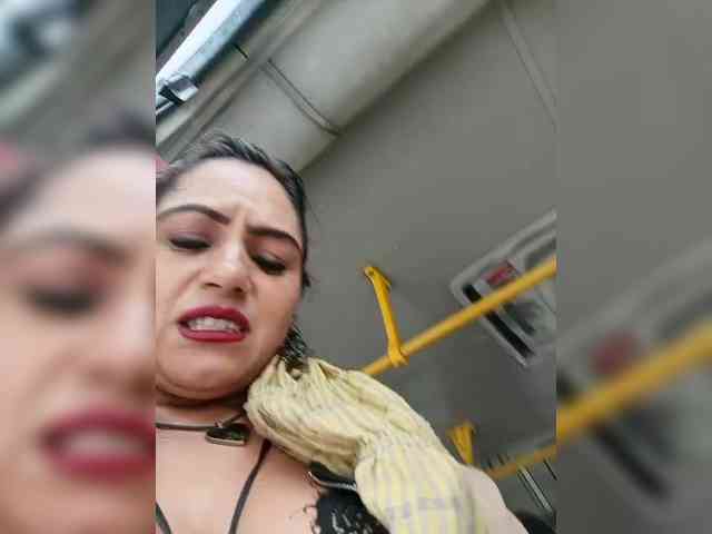 AlexaBrown12 webcam