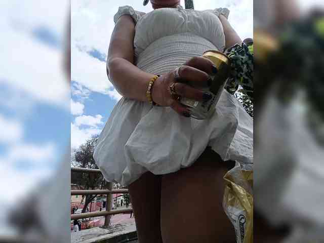AlexaBrown12 webcam
