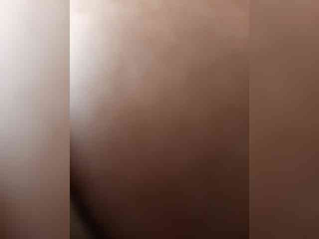 AlexaBrown12 webcam