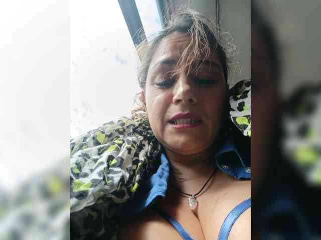 AlexaBrown12 AlexaBrown12