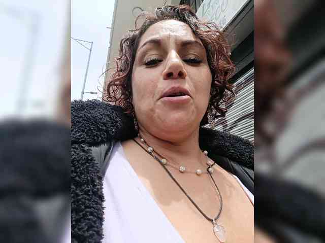 AlexaBrown12 webcam