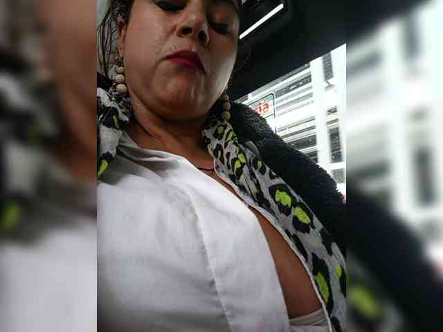 Modelo: AlexaBrown12
