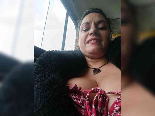 Model: AlexaBrown12
