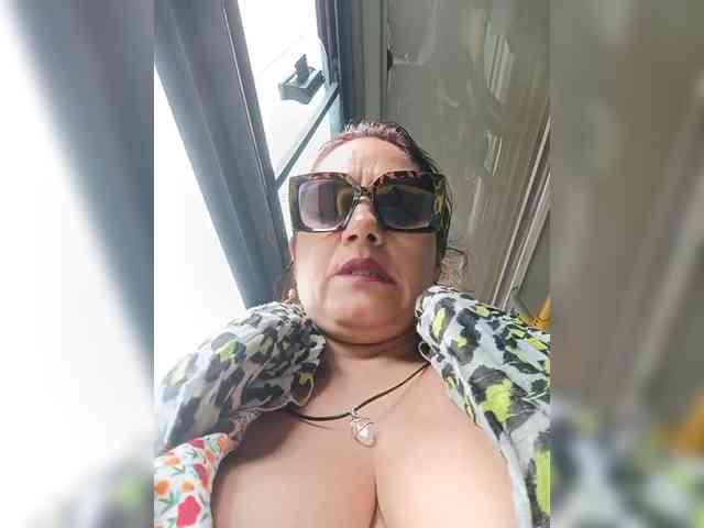 AlexaBrown12 AlexaBrown12
