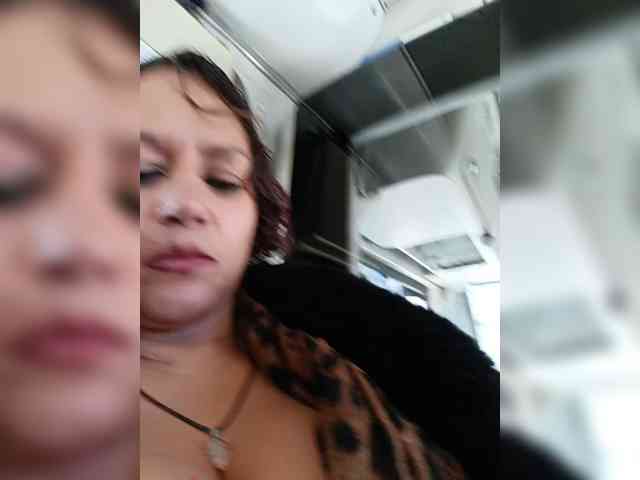 AlexaBrown12 webcam