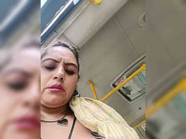 AlexaBrown12 webcam