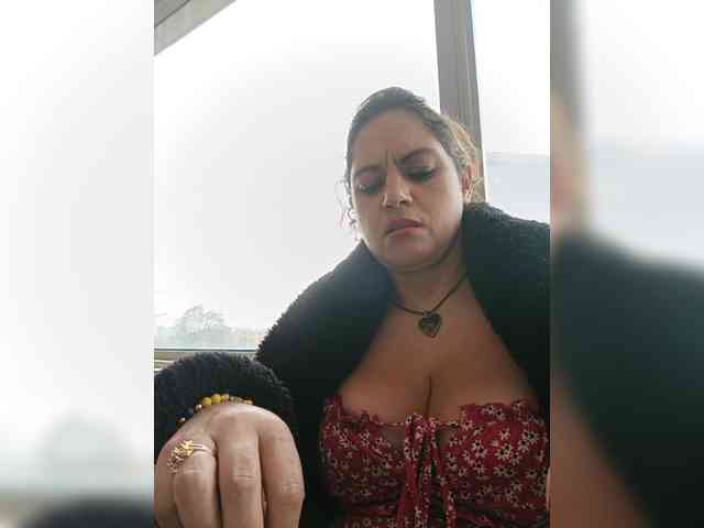 AlexaBrown12 webcam
