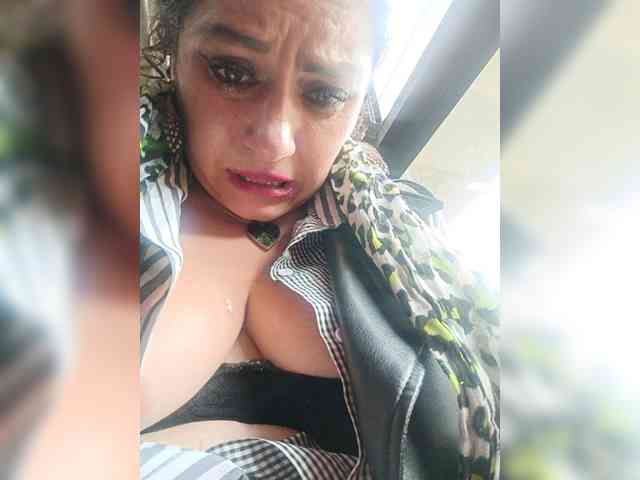 AlexaBrown12 webcam