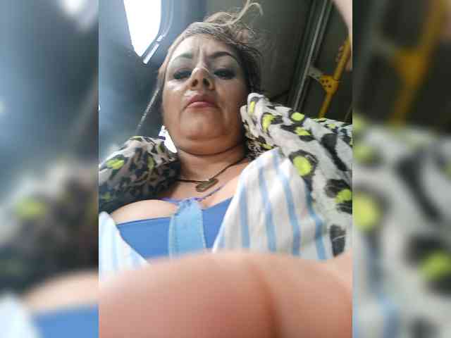 AlexaBrown12 webcam