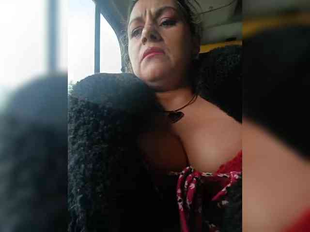 AlexaBrown12 webcam