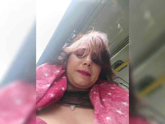 AlexaBrown12 webcam