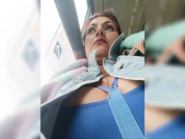 AlexaBrown12 webcam