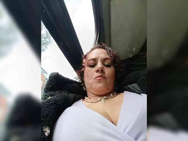 AlexaBrown12 webcam