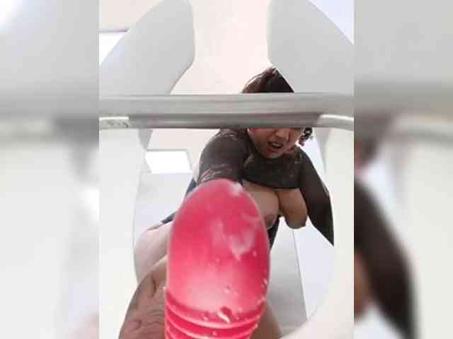 AlexaBrown12 webcam