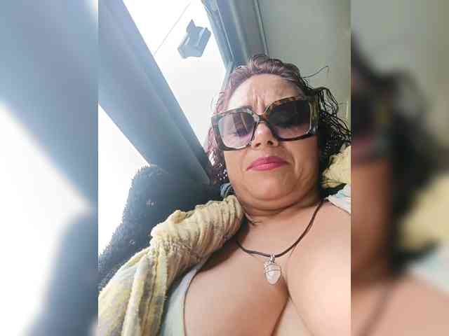 AlexaBrown12 AlexaBrown12