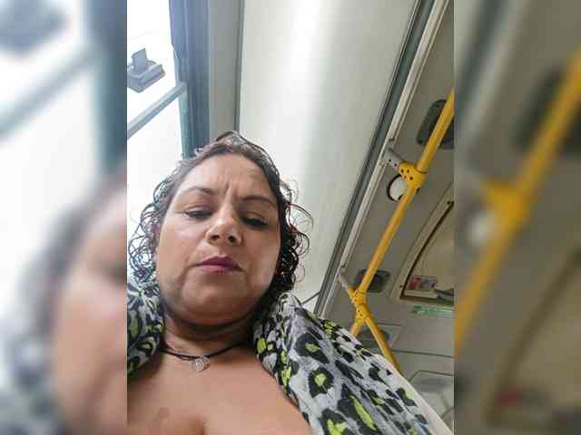 AlexaBrown12 webcam