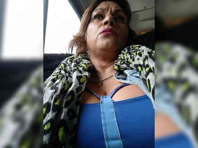 AlexaBrown12 webcam