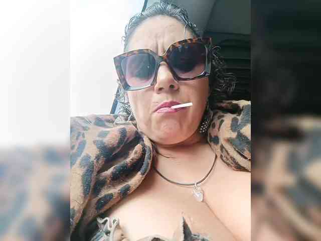 AlexaBrown12 webcam