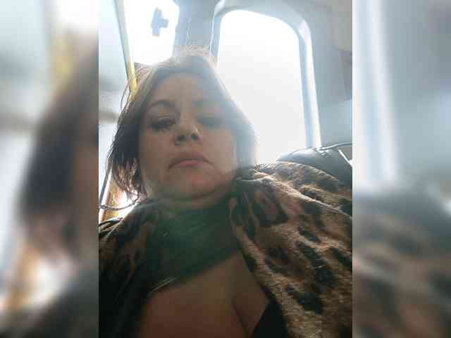 AlexaBrown12 webcam