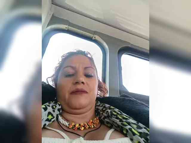AlexaBrown12 webcam
