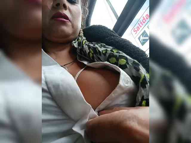 Modelo: AlexaBrown12