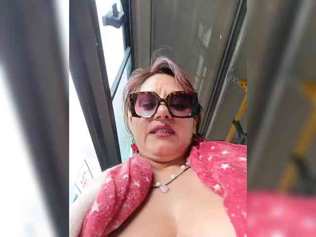 AlexaBrown12 AlexaBrown12