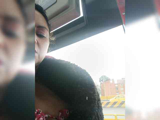 AlexaBrown12 webcam