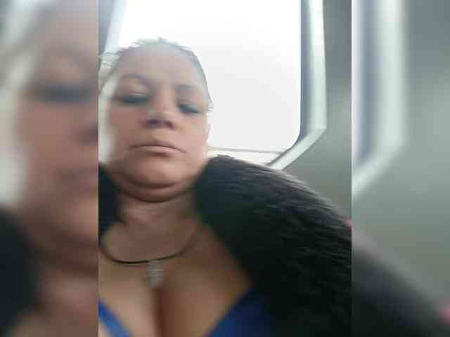 AlexaBrown12 webcam