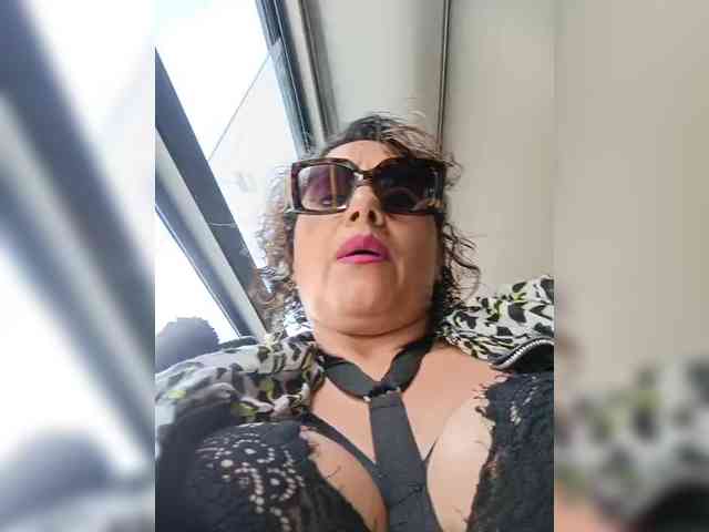 AlexaBrown12 webcam