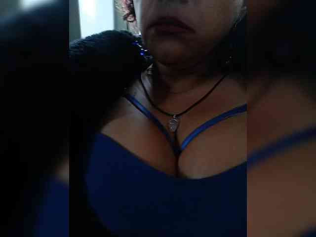 AlexaBrown12 webcam