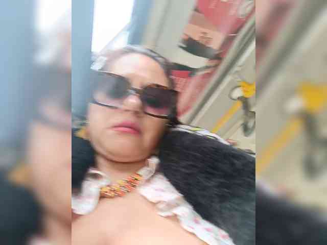Modelo: AlexaBrown12