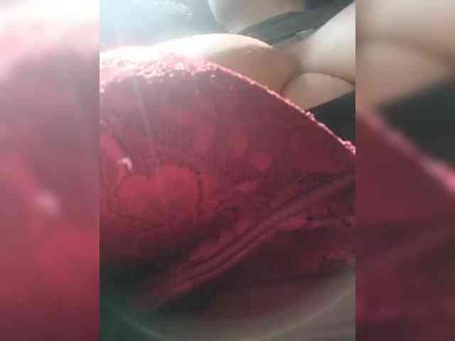 AlexaBrown12 webcam