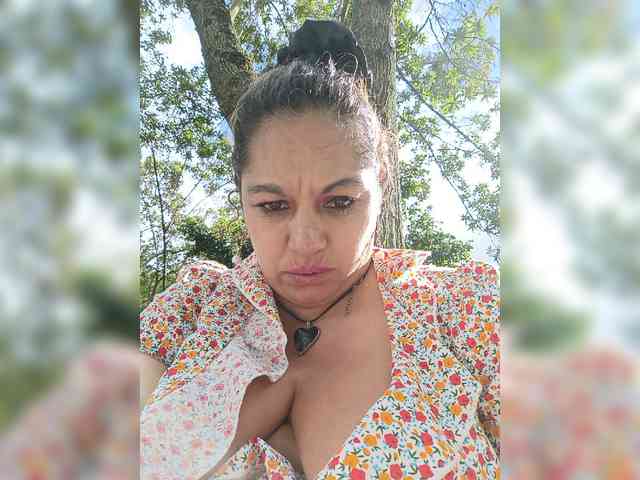 Modelo: AlexaBrown12