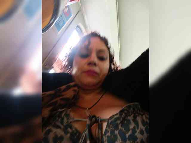 Model: AlexaBrown12
