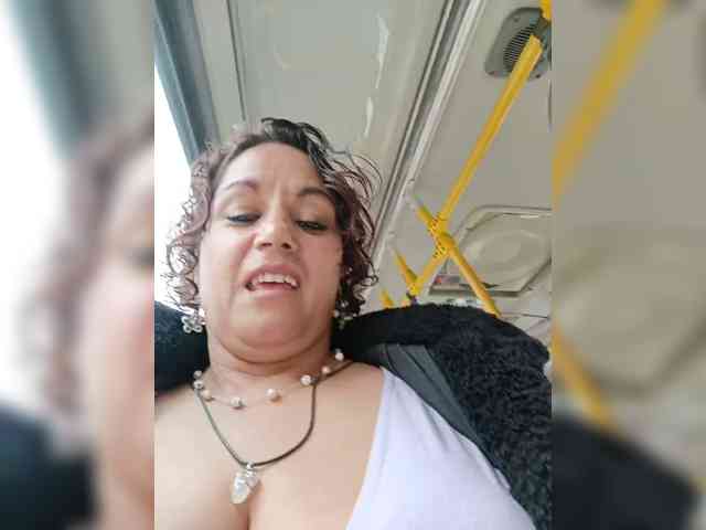 AlexaBrown12 webcam