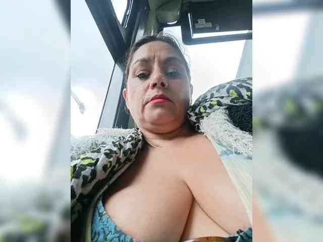 AlexaBrown12 webcam