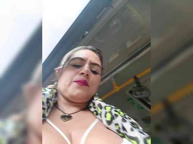 AlexaBrown12 webcam