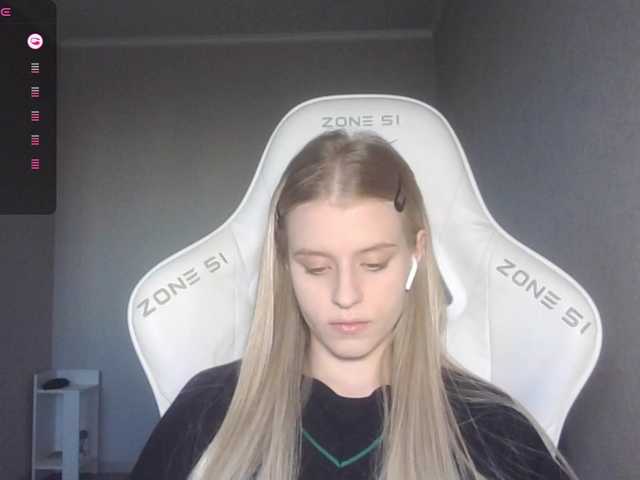 kissesliza live cam on BongaCams