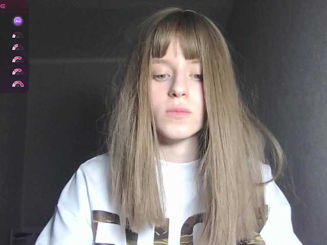 kissesliza's BongaCams show and profile