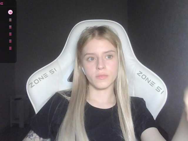 kissesliza live cam on BongaCams