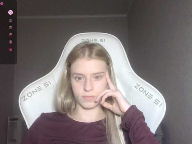 kissesliza live cam on BongaCams